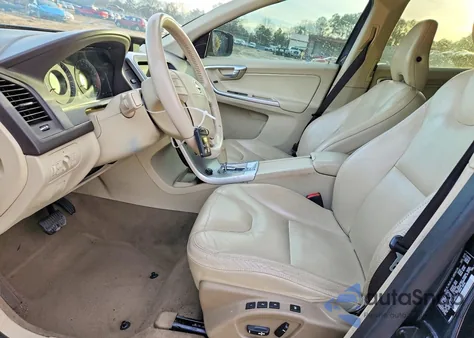 2010 Volvo Xc60 3.2 z USA, uszkodzony, nr VIN YV4982DL1A2103270